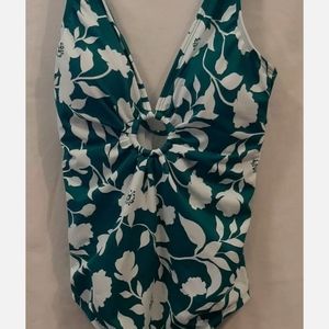 New Missy Time And Tru 1 Pc. Swimsuit.